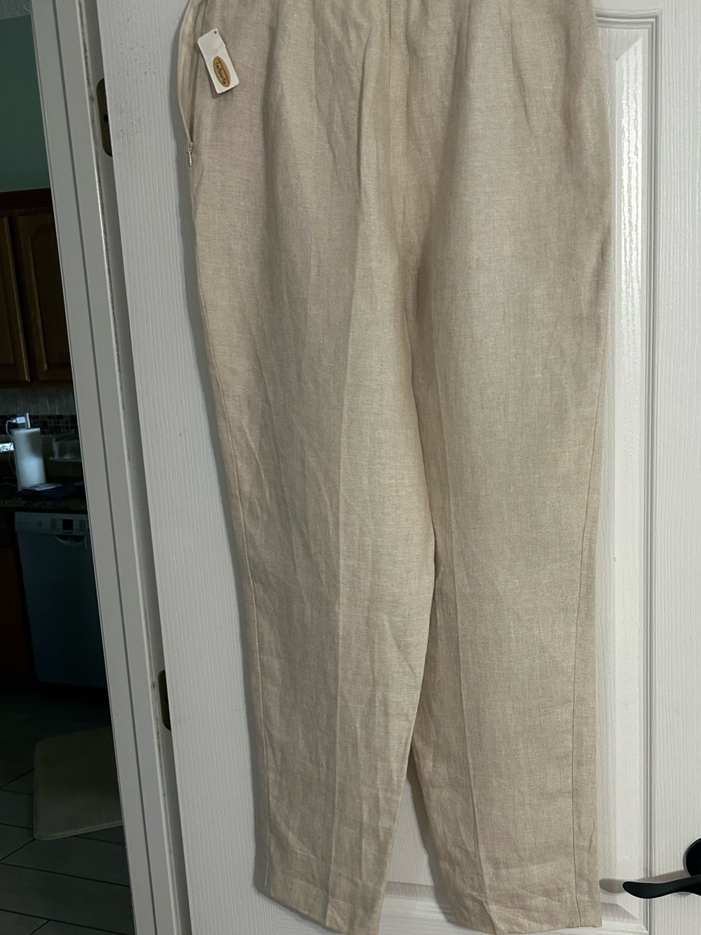 Women’s size 14 Linen Relaxed Talbots Pants in Natural linen